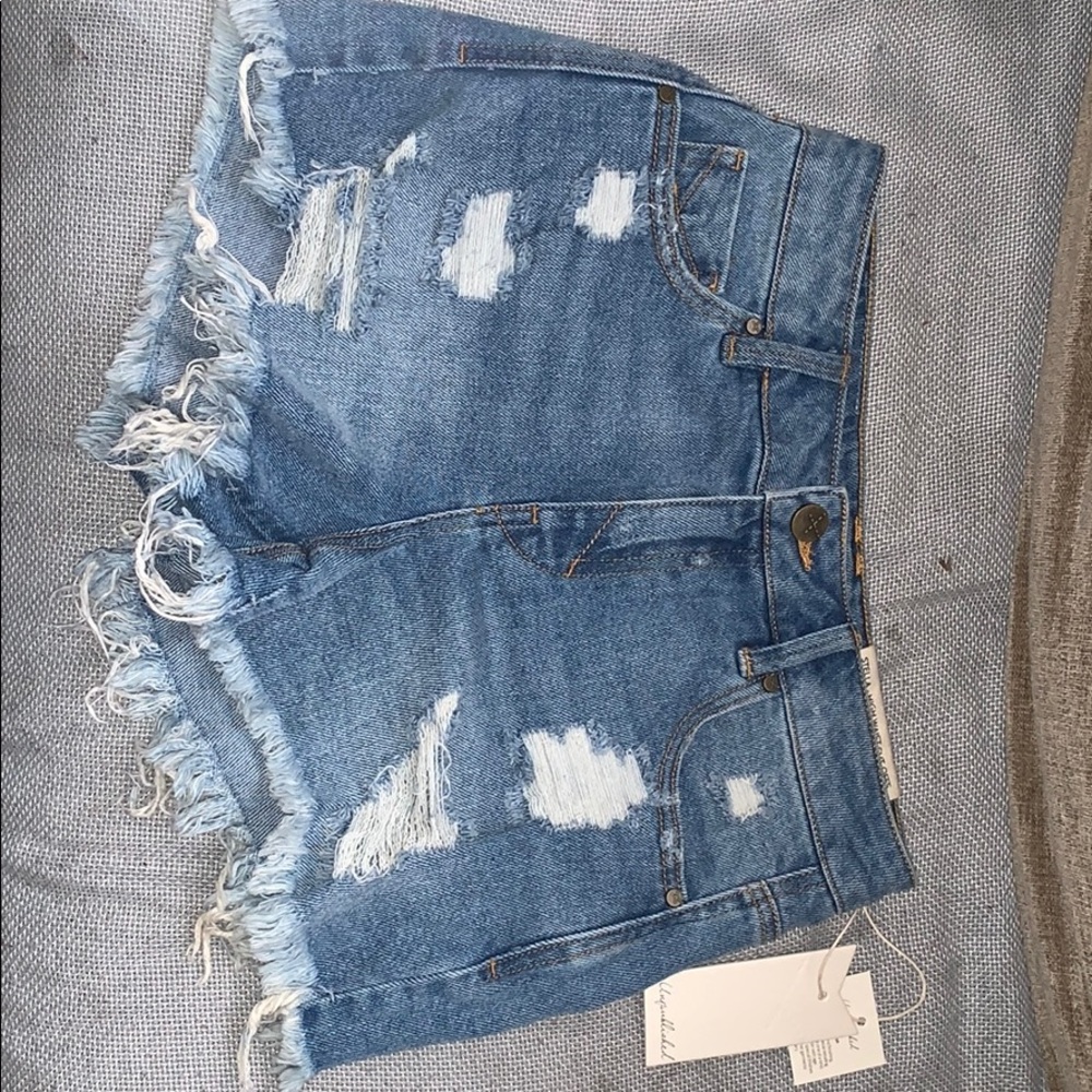 Unpublished: Stella - High Wasted Cut-Offs Size 25